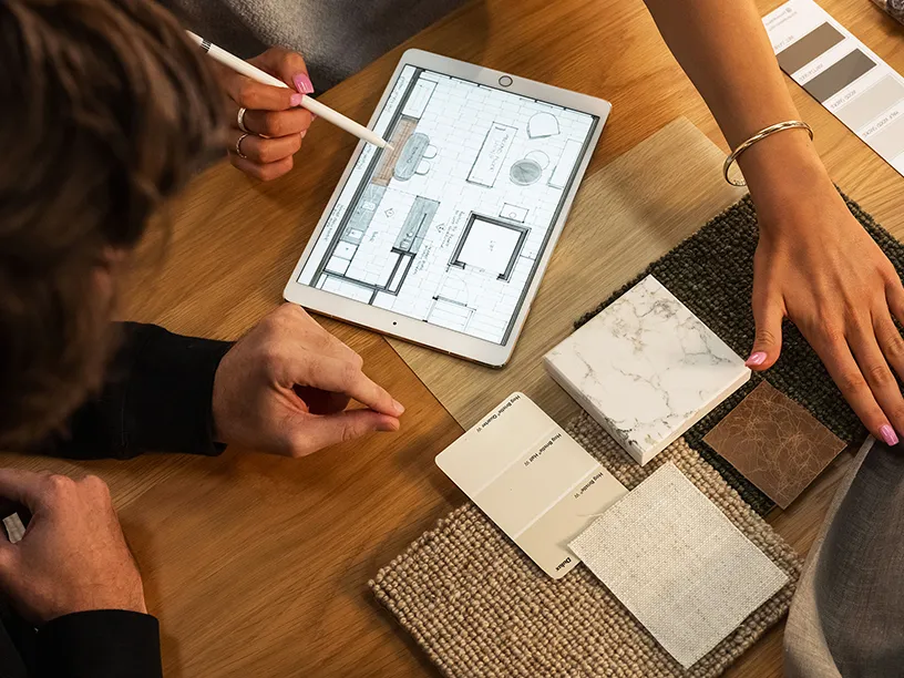 Women working on her tablet
